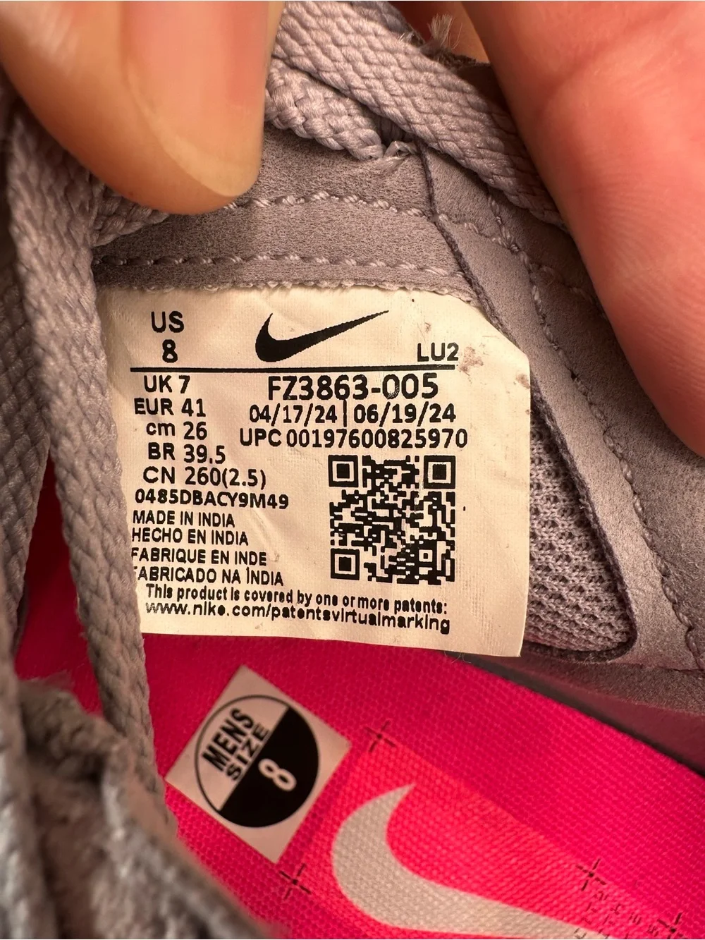 Nike stylish low